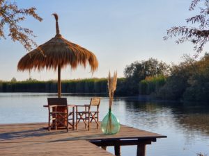 Aperitivo sul Lago di Massaciuccoli nel Parco delle Rotonde