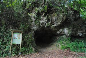 Villaggio preistorico “Buca delle Fate”